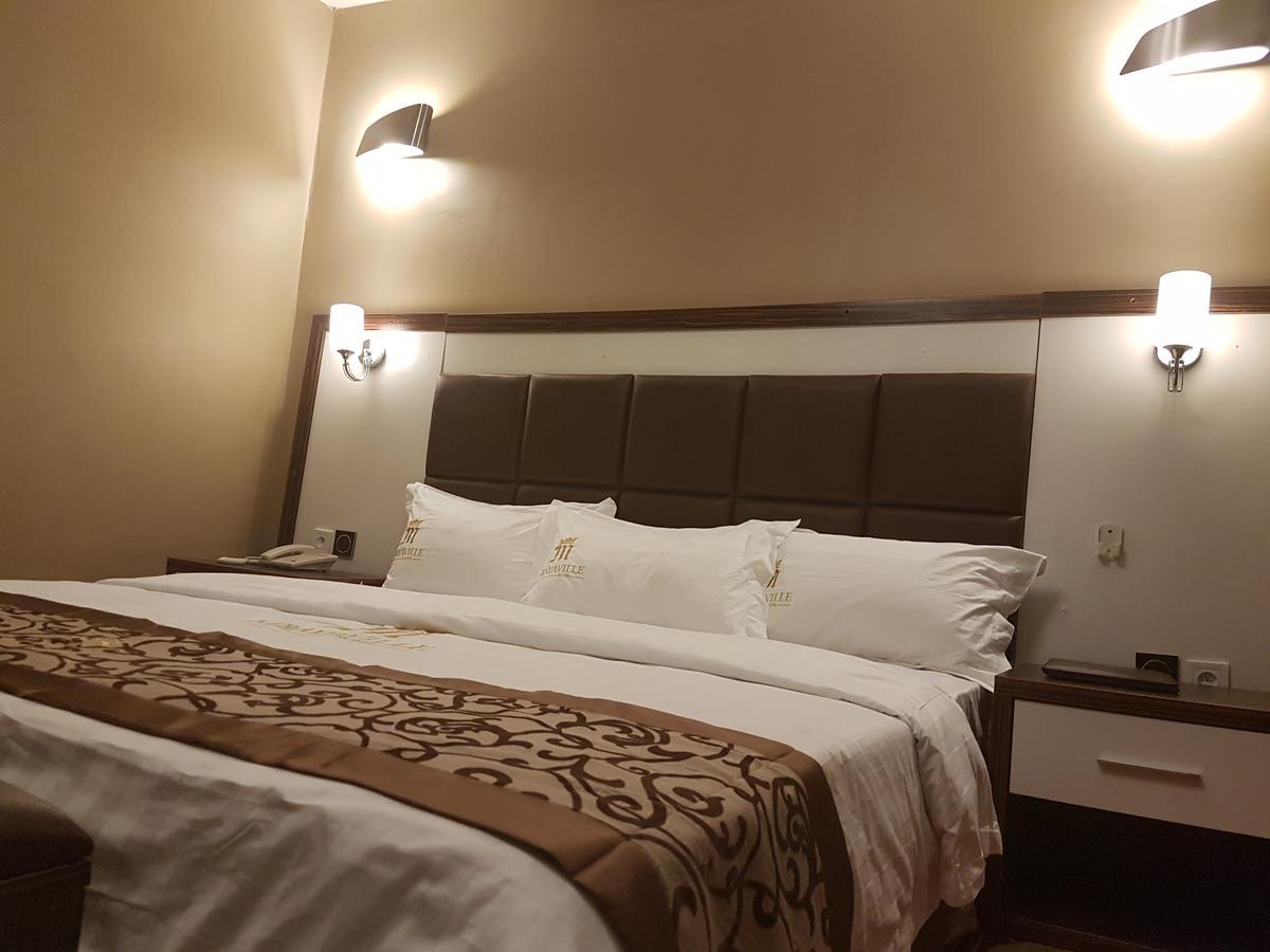 Mbayaville Hotel Douala Eksteriør bilde