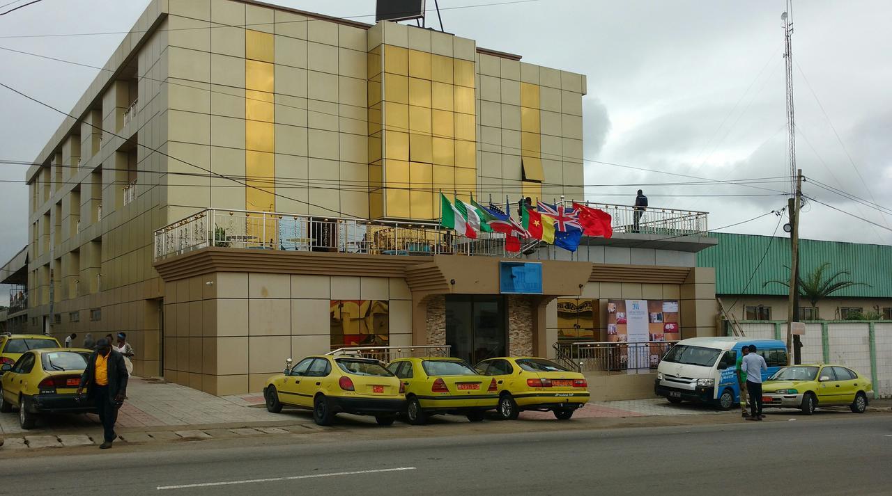 Mbayaville Hotel Douala Eksteriør bilde